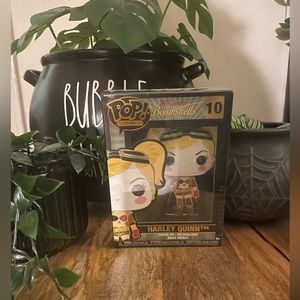 Funko pop large enamel pin - HARLEY QUINN